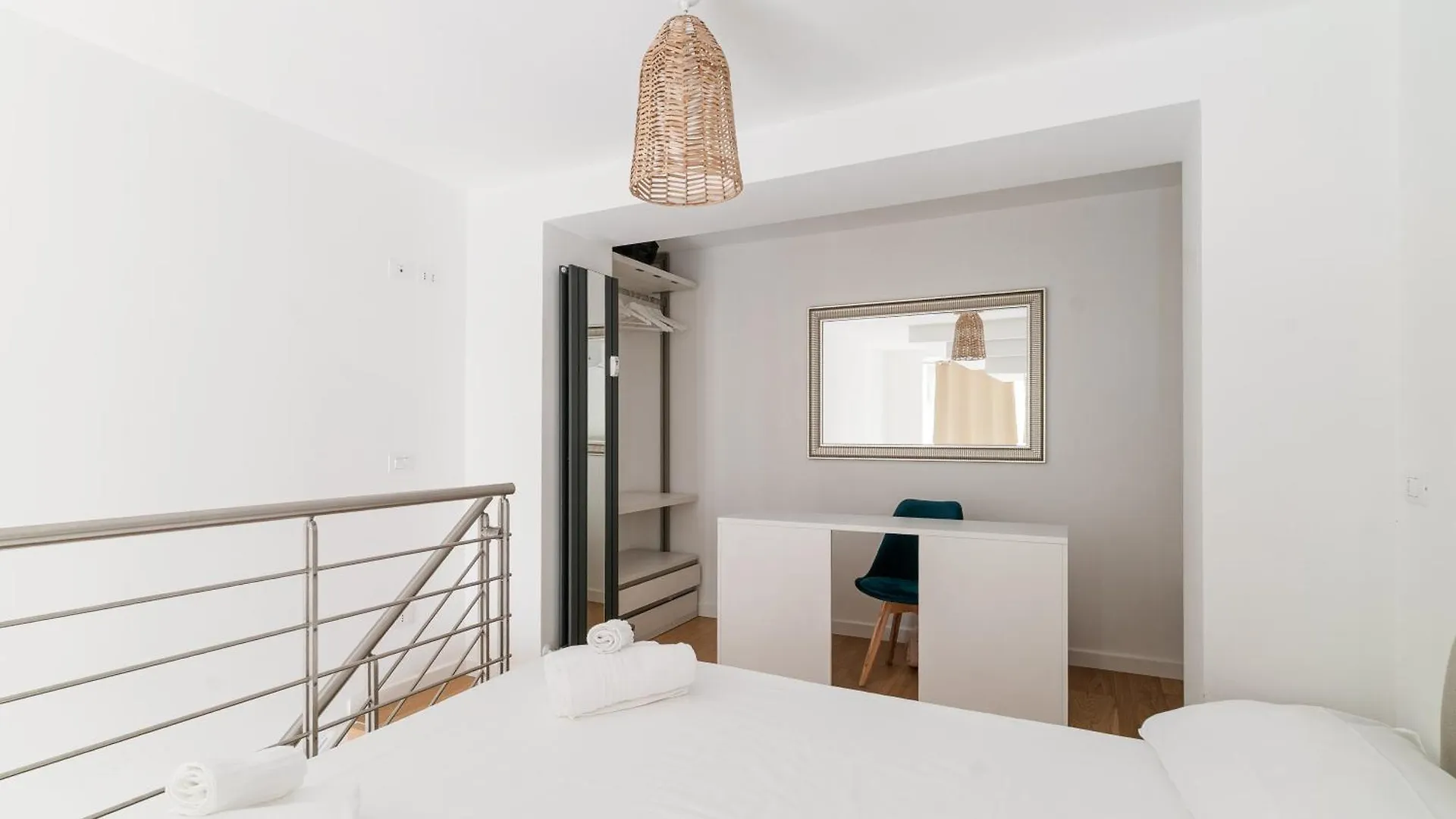 Porta Romana Moderno Loft Di Design Milano